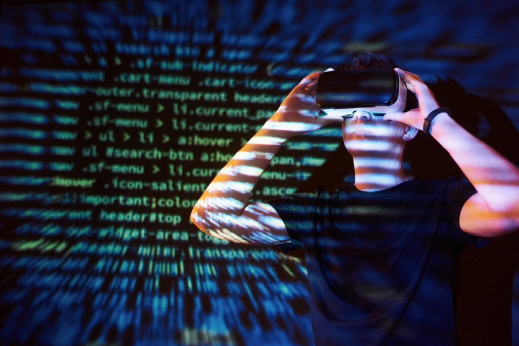 Grafika z ikonami kodu i wykresami – wizualizacja meta tagów oraz ich wpływu na widoczność strony w Google